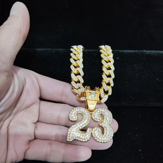 CADENA CUBANA "23"-ORO CON DIAMANTES